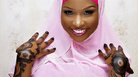 Henna Art On Nigerian Brides